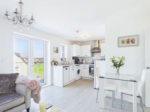 Photo 10- click for photo gallery